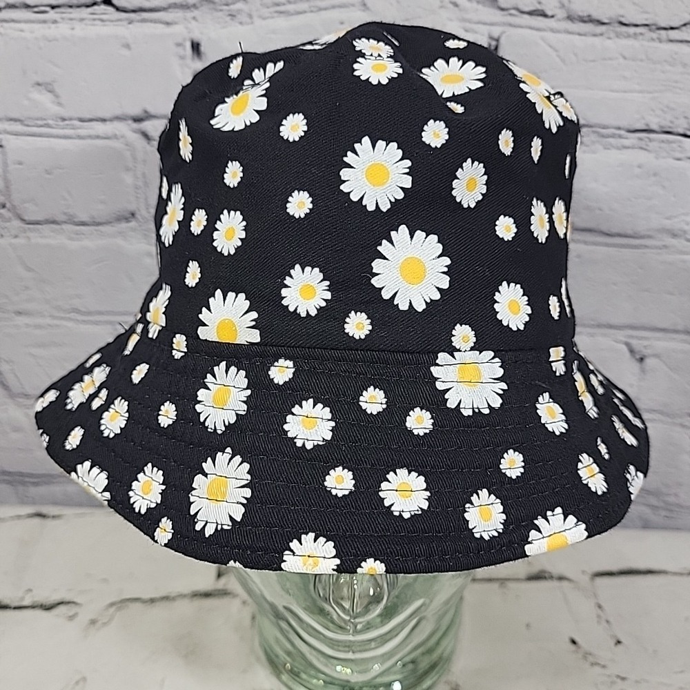 Retro Y2K Bucket Hat Womens OS Black Yellowβ Reversible Daisy Print Sun Cap